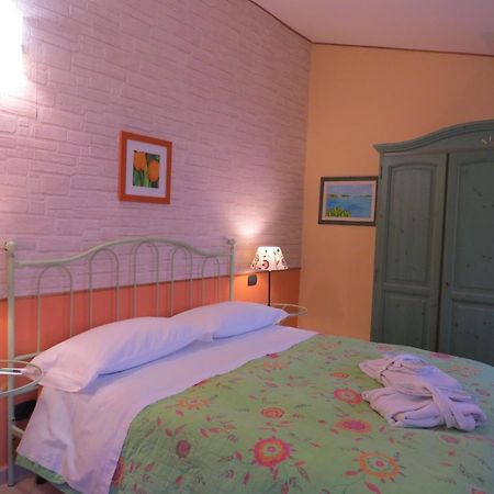 B&B Dei Doria & Suite Dolceacqua Exterior photo