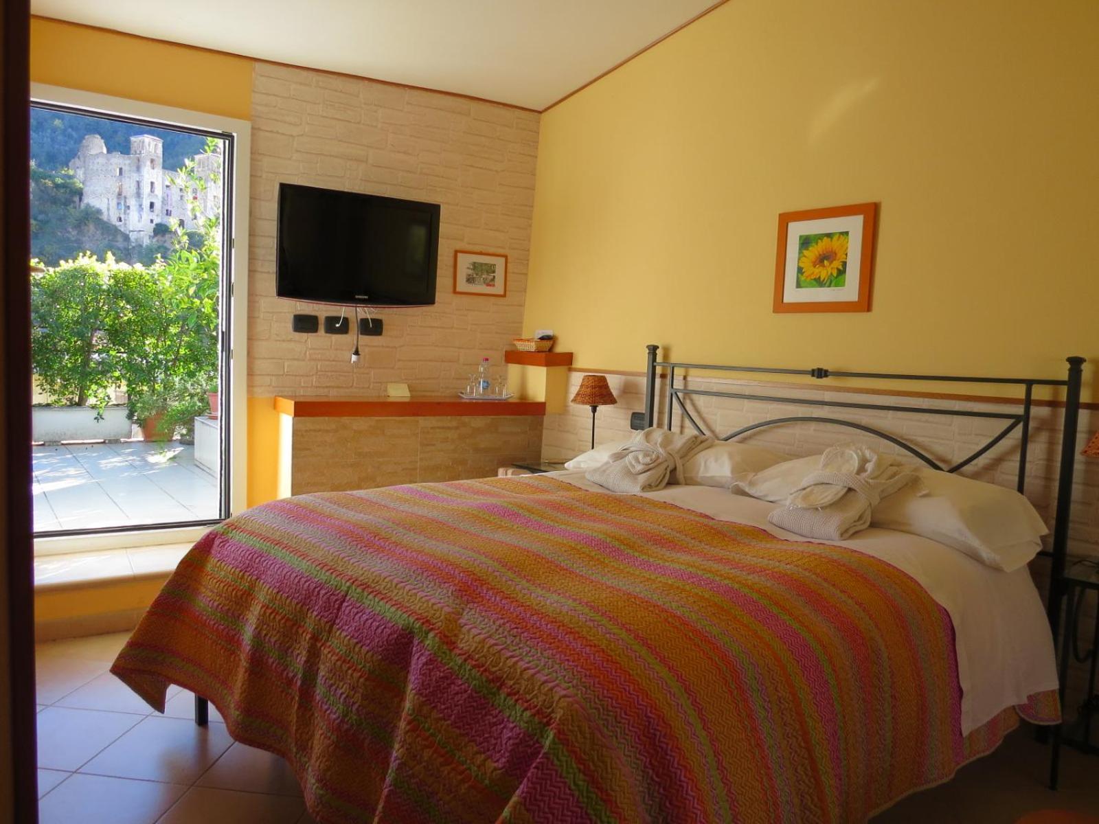 B&B Dei Doria & Suite Dolceacqua Exterior photo