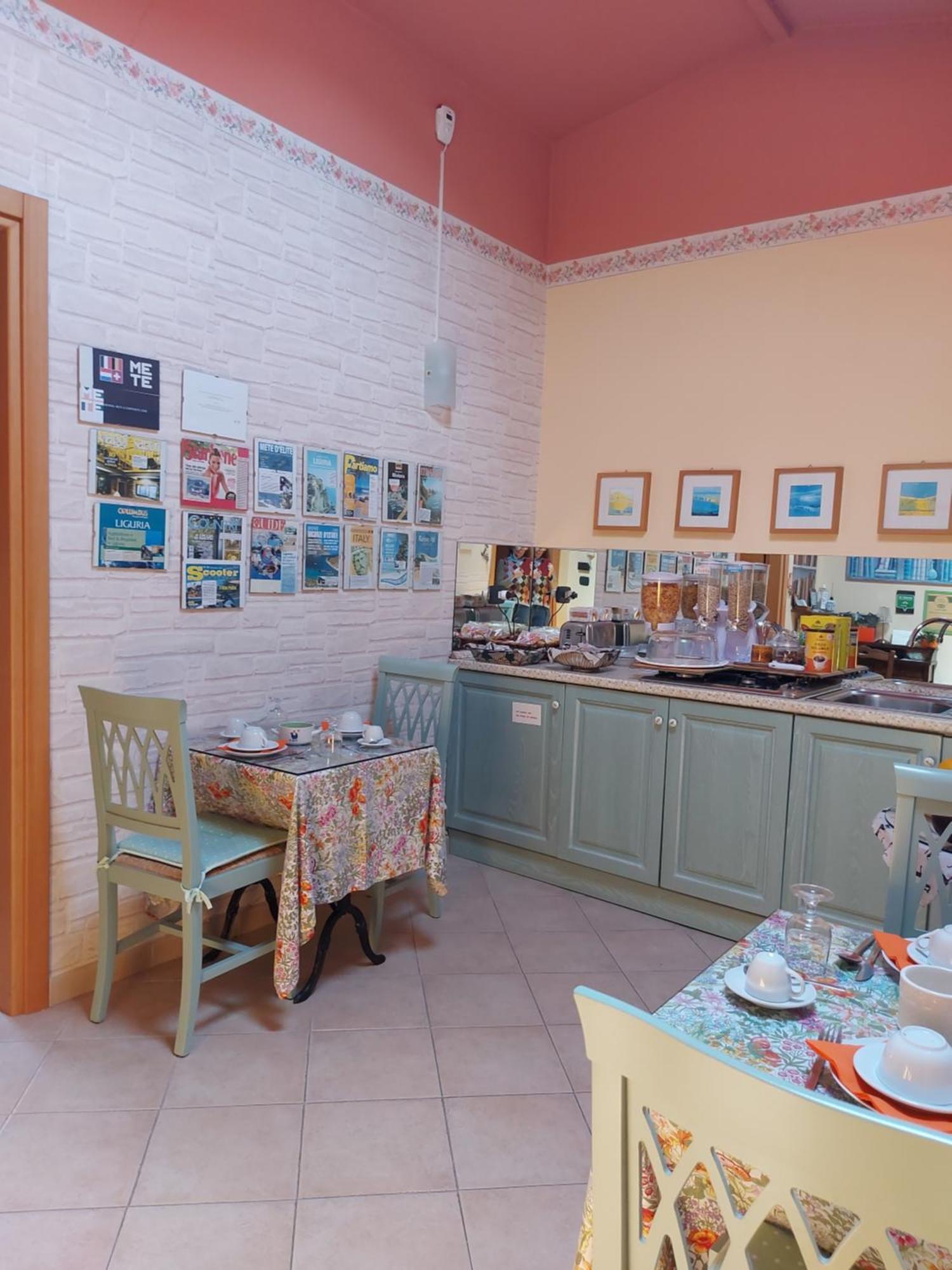 B&B Dei Doria & Suite Dolceacqua Exterior photo
